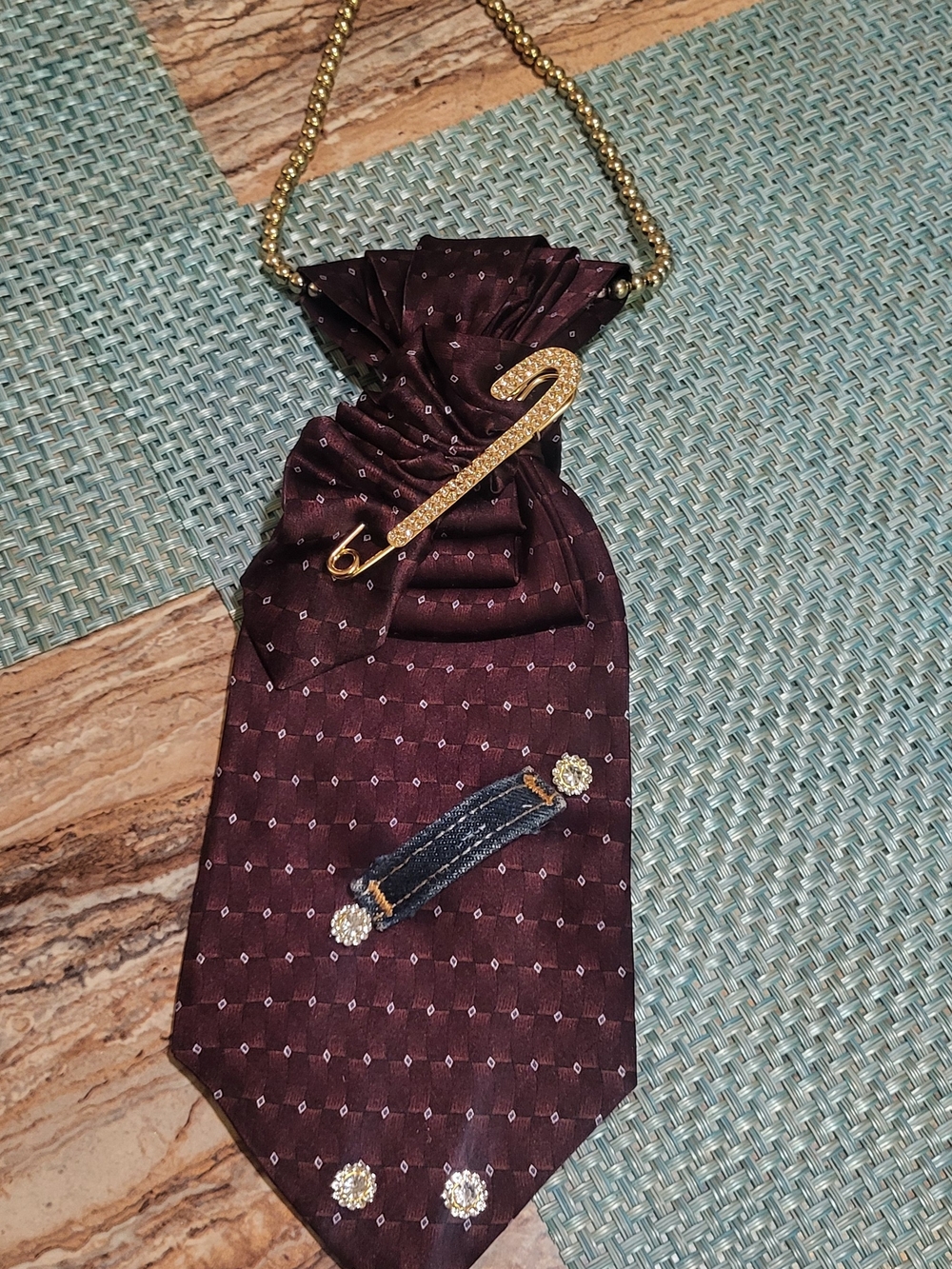 Men's Burgundy Micro-Pattern Tie with Gold Pin Accent